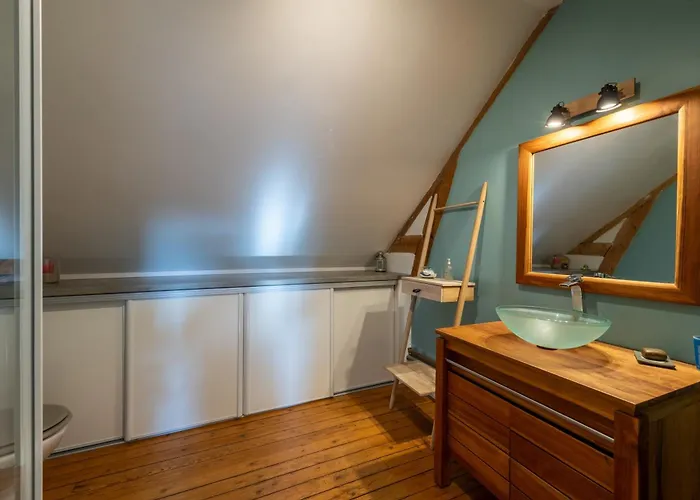 La Départ - à 2.5 Km Hébergement de vacances *